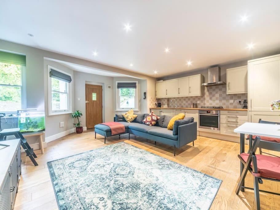 Surbiton Garden Flat公寓 外观 照片